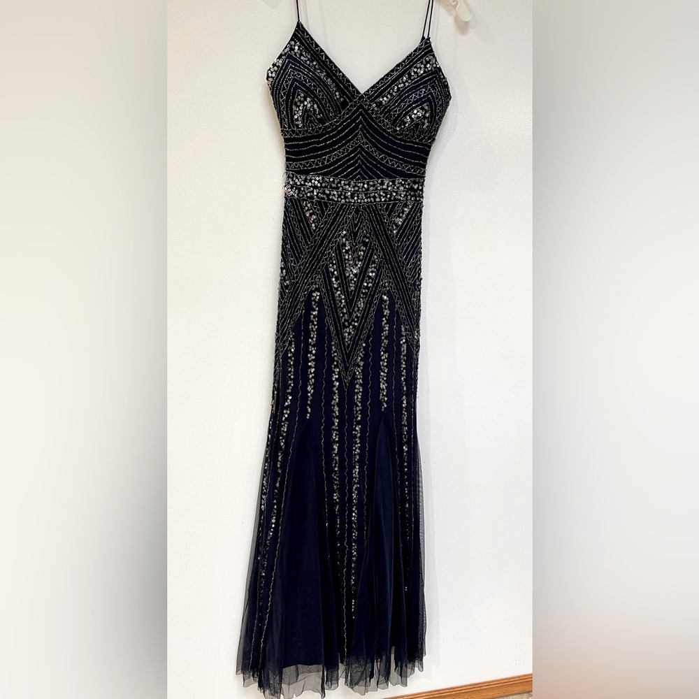 Beautiful dress for formal occasion or prom!